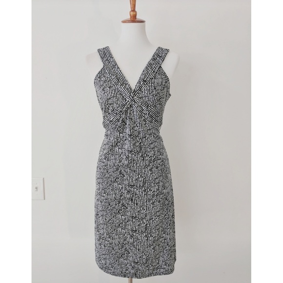 LOFT Dresses & Skirts - Ann Taylor • Tie Back Black and White Dress